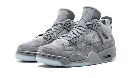 Air Jordan 4 Retro Kaws SEMINUEVO