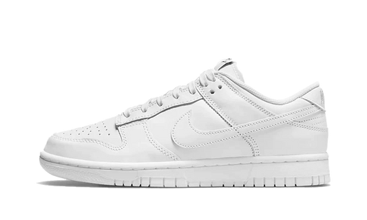 Dunk Low Triple White (2021) (W)